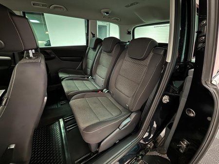 2018 Volkswagen Sharan VOLKSWAGEN SHARAN 7 SEATER 1.4 PETROL DSG*HEATED ALCANTARA SEATS*REVERSE CAM & PARKING SENSORS*ELECTRIC TAILGATE*AUTO HOLD*FOLDING MIRRORS*FINANCE AVAILABLE TRADE INS WELCOME* thumbnail