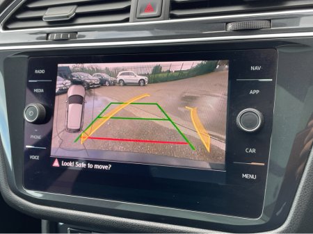 2019 Volkswagen Tiguan - thumbnail 17