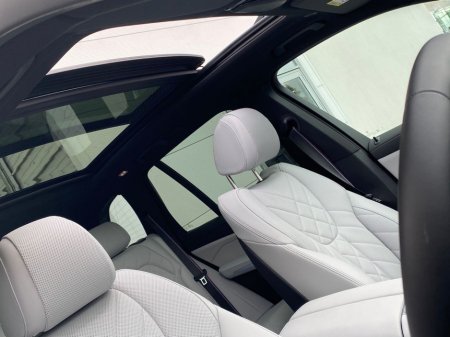 2025 BMW X5 xDrive50e M Sport €104,950 thumbnail