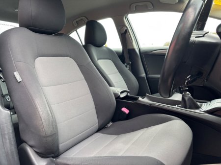 2016 Toyota Avensis - thumbnail 5