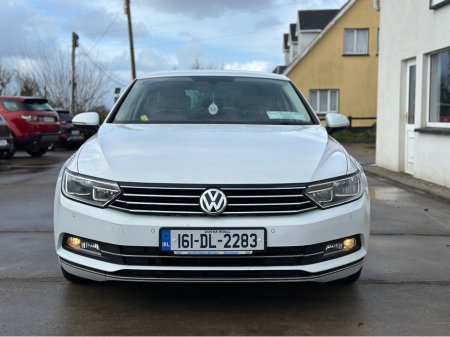 2016 Volkswagen Passat - thumbnail 2
