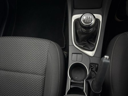 2016 Toyota Corolla COROLLA 1.4 D-4D AURA €15,450 thumbnail