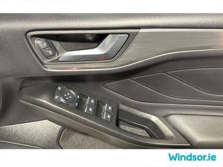 2020 Ford Focus 1.0T EcoBoost Hybrid 125PS Titanium €19,995 thumbnail