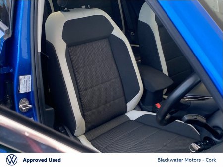 2019 Volkswagen T-Roc - thumbnail 8