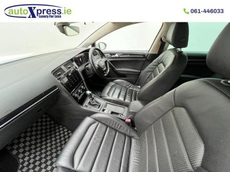 2019 Volkswagen Golf - thumbnail 17