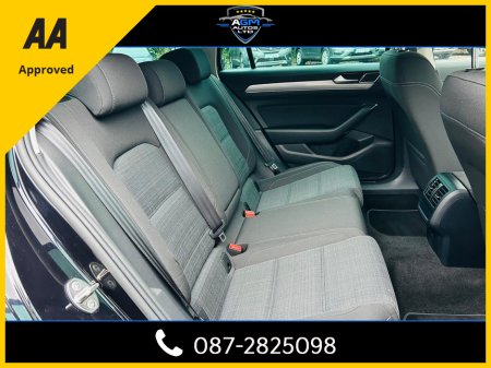 2021 Volkswagen Passat ESTATE BUS 2.0 TDI D7F 150 5DR AUTO €17,950 thumbnail