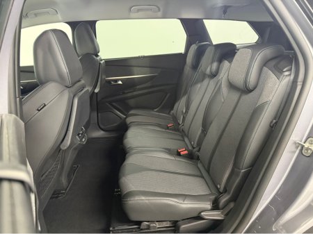 2022 Peugeot 5008 - thumbnail 9