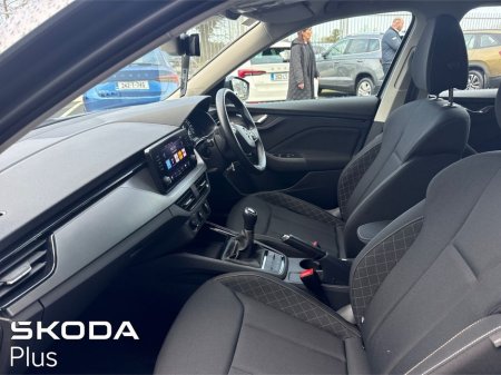 2023 Skoda Kamiq Ambition 1.0TSI 95HP thumbnail