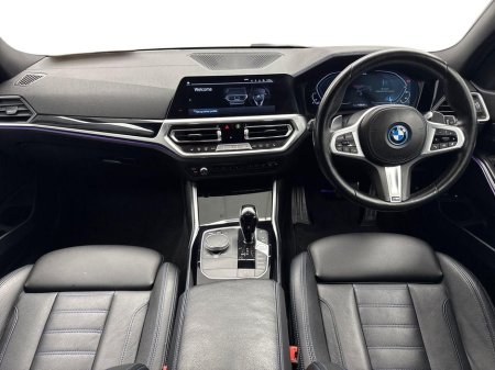 2022 BMW 3 Series - thumbnail 8