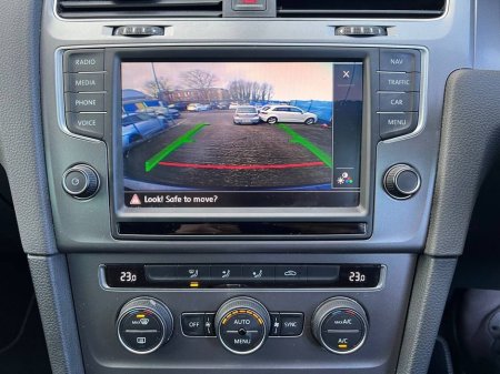 2015 Volkswagen Golf R-LINE PACK 1.2 TSI AUTO // LOUNGE EDITION // NEW 19" ALLOYS // REVERSE CAMERA // ADAPTIVE CRUISE CONTROL €13,900 thumbnail