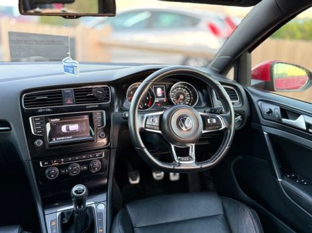 2015 Volkswagen Golf - thumbnail 11