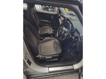 2018 MINI Hatch XS52 4DR COOPER// STUNNING CAR IRSIH CAR FROM NEW FULL MAIN DEALER SERVICE HISTORY €14,950 thumbnail