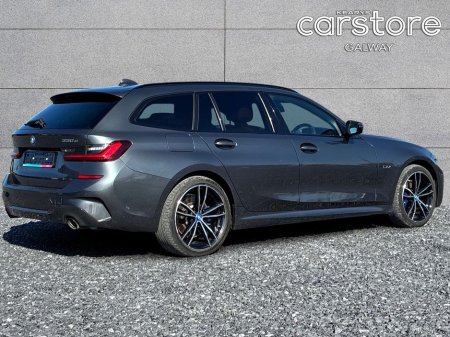2021 BMW 3 Series - thumbnail 3