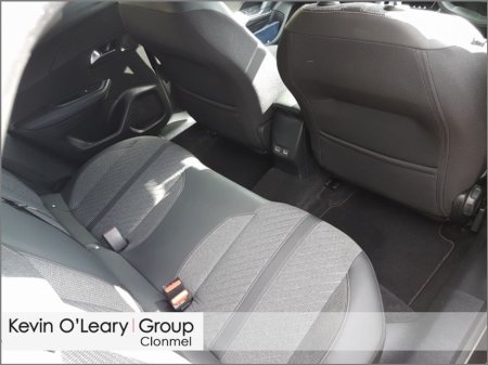 2024 Peugeot 2008 - thumbnail 17