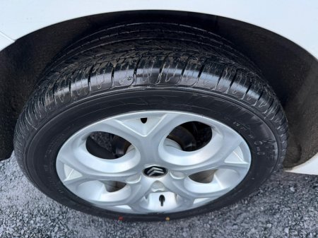 2016 Citroen C3 PureTech 110 S&S EAT 6 Feel €8,495 thumbnail