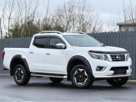 2021 Nissan Navara EXTREMELY LOW MILES - BODYKIT JUST FITTED! €25,500 thumbnail