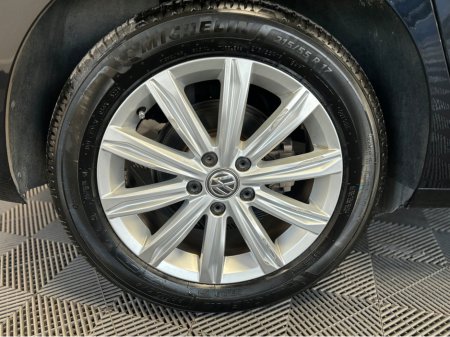 2020 Volkswagen Touran VOLKSWAGEN TOURAN 1.4 TSI DSG*7 SEATER*FRONT AND REAR HEATED SEATS*PARK ASSIST & CAMERA*ELECTRIC TAILGATE*LANE ASSIST*FINANCE AVAILABLE TRADE INS WELCOME* thumbnail