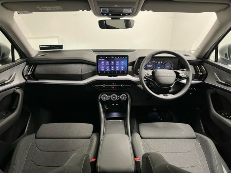 2025 Skoda Kodiaq Selection DSG 2.0TDI 150BHP - UPGRADED 20 INCH ALLOYS - Reversing Camera - Heated Seats - Climate Control - Keyless Start - Cruise Control - Apple CarPlay/Android Auto €54,950