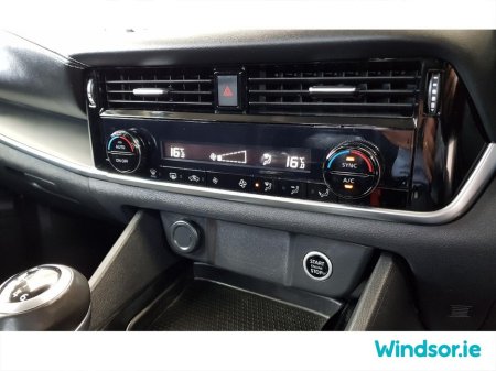 2024 Nissan Qashqai 1.3 MILD HYBRID SV €3000 Scrappage Offer €25,495 thumbnail