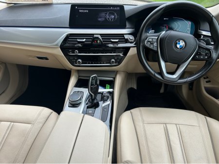 2019 BMW 5 Series - thumbnail 7