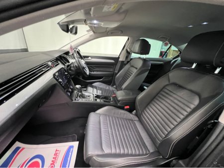 2020 Volkswagen Passat TDI SEL S-A 4DR AUTO €19,700 thumbnail