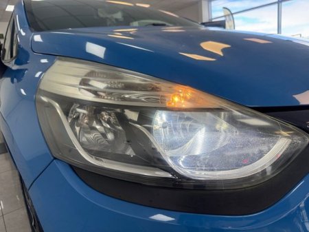 2015 Renault Clio - thumbnail 20