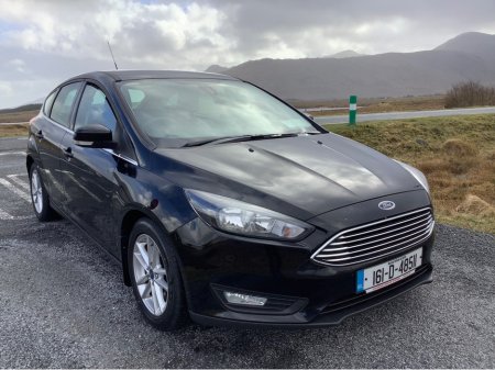 2016 Ford Focus - thumbnail 5
