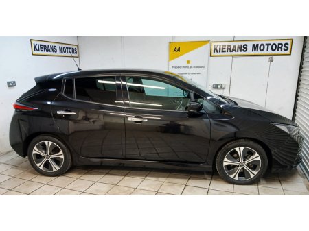 2018 Nissan Leaf - thumbnail 5