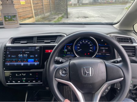 2016 Honda Fit - thumbnail 9