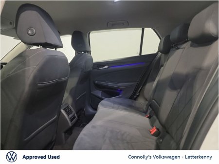 2024 Volkswagen Golf 2.0 TDI 115HP Style €34,950 thumbnail