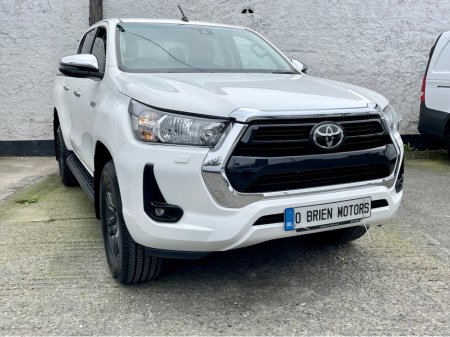 2021 Toyota Hilux ICON 2.4 D-4D 150BHP 4WD MANUAL DOUBLE CAB