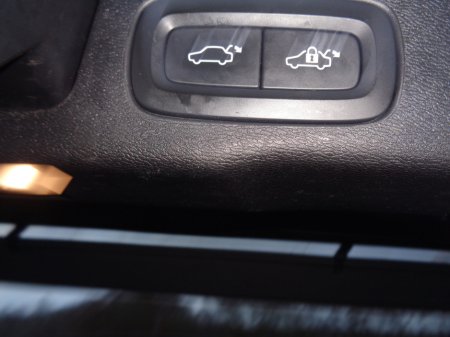 2018 Volvo XC60 - thumbnail 6