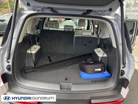 2025 Hyundai Santa Fe Phev Premium €64,950 thumbnail