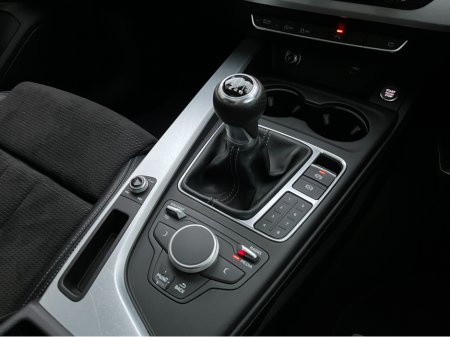 2019 Audi A5 S-LINE SPORTBACK 40 TFSI 190BHP //PANORAMIC GLASS ROOF//SAT NAV//CARPLAY//HEATED SEATS// €27,950 thumbnail