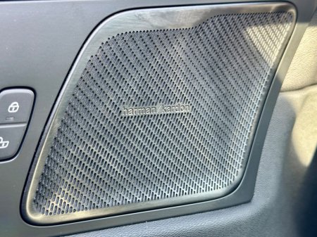 2025 Volvo XC60 - thumbnail 12