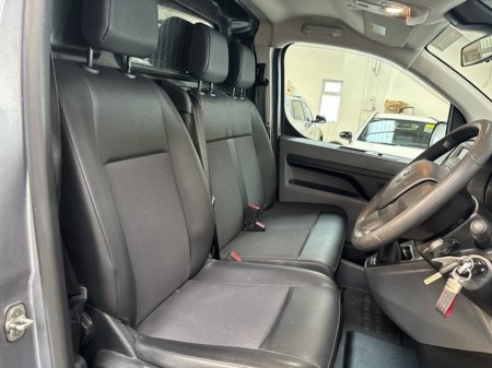 2021 Toyota Proace - thumbnail 17