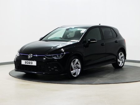 2023 Volkswagen Golf *26* GTE S-A DSG €29,995 thumbnail