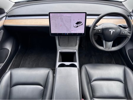 2021 Tesla Model 3 LONG RANGE AWD €24,750
