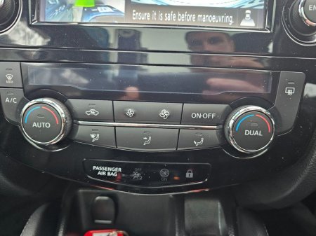 2017 Nissan Qashqai - thumbnail 22