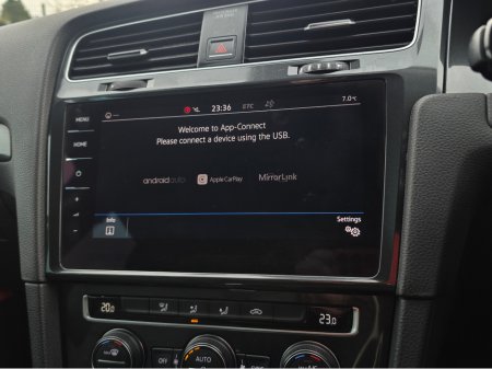 2017 Volkswagen Golf ( 172 REG ) NEW MODEL 1.2 TSI CARPLAY ANDROIDAUTO  LANE ASSIST  ALLOYS €15,450 thumbnail