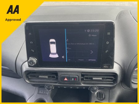 2018 Volkswagen Passat - thumbnail 4