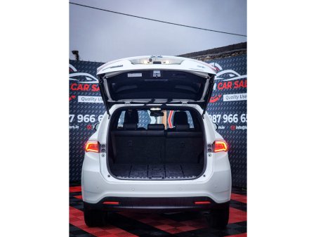 2015 Toyota Harrier - thumbnail 15