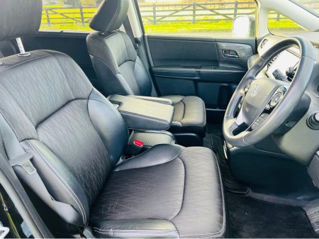 2017 Honda Odyssey 2.4 AUTOMATIC  HYBRID €21,950 thumbnail