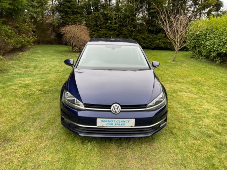 2019 Volkswagen Golf - view 4