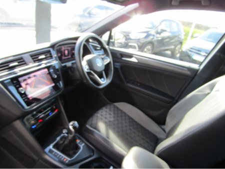 2023 Volkswagen Tiguan - thumbnail 8