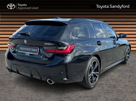 2023 BMW 3 Series M-SPORT 330E TOURING PHEV AUTOMATIC // FULL LEATHER // POWER TAILGATE // APPLE CARPLAY/ANDROID AUTO // DIGITAL COCKPIT // FULL WARRANTY €34,945