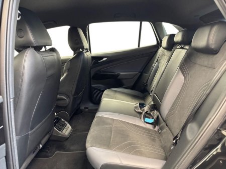 2023 Volkswagen ID.4 - thumbnail 10