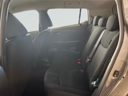 2023 Nissan Leaf - thumbnail 7
