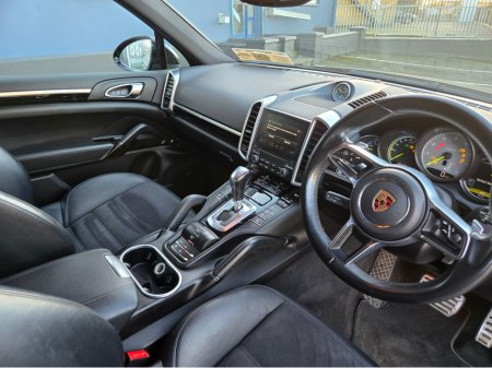 2017 Porsche Cayenne PLATFORM ED S EHYB TIP A R69 STUNNING JEEP  SUPERB CONDITION €35,950