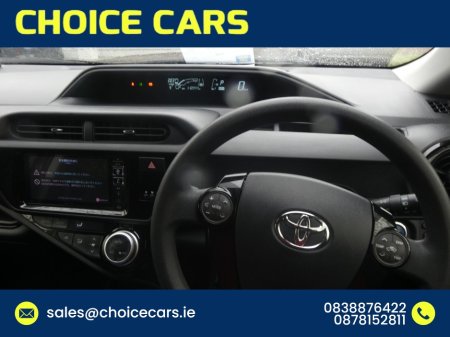 2017 Toyota Aqua - thumbnail 9